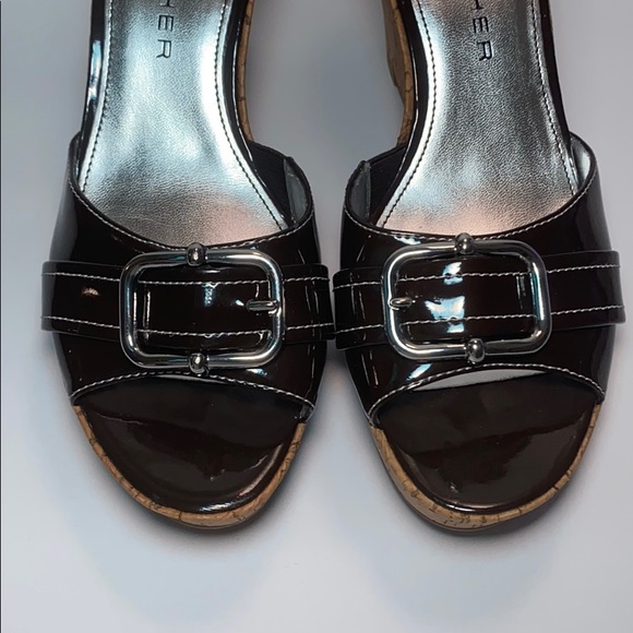 MARC FISHER Obell Cork Wedges, Shiny Pat. Leather, Buckle, Flawless Size 9.5 - Picture 4 of 10